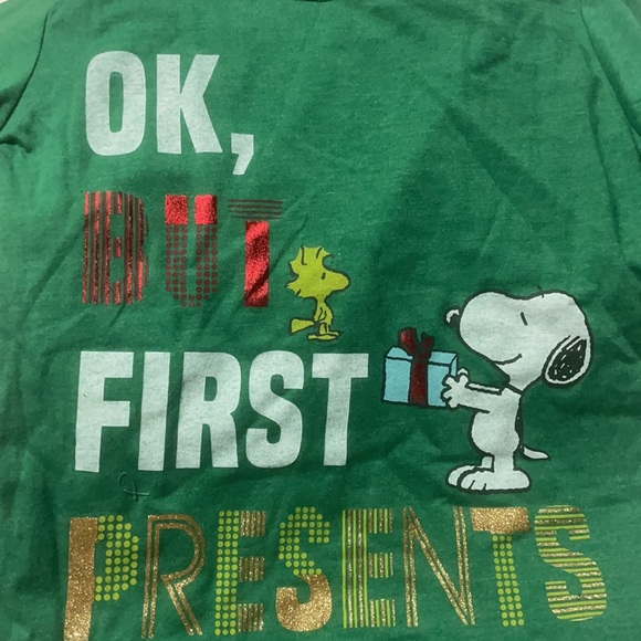Peanuts 4t green Christmas shirt - Picture 2 of 6